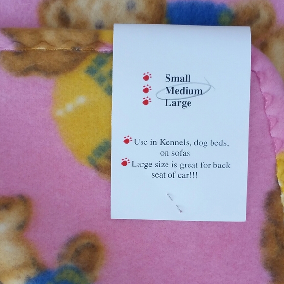 🟥 70%OFF bundle $50 or more🟥Med Bow Wow Blanket "varsity bears " NWT - Picture 4 of 4